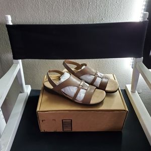 LIFESTRIDE Womens Ezriel Flat Sandal Size 8.5